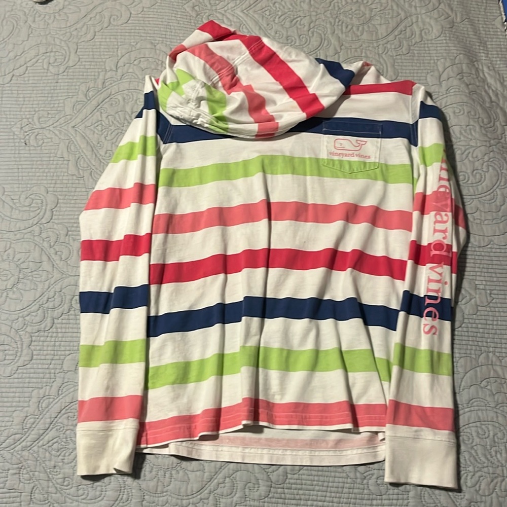 Vineyard vines hooded top
